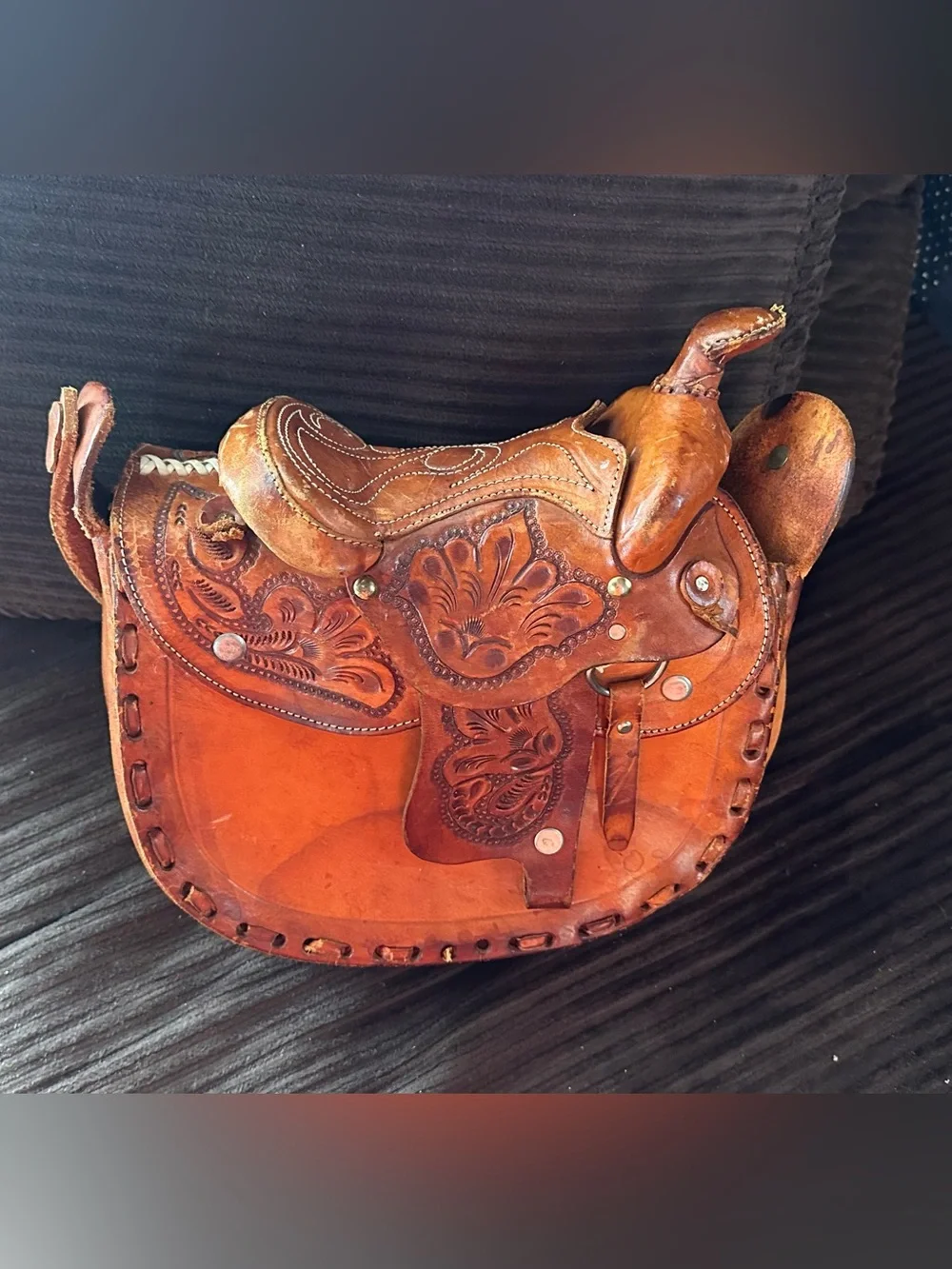 Authentic Gaitan Vintage Hand-tooled Leather Miniature Saddle Purse.Genuine Rare - Picture 2 of 8